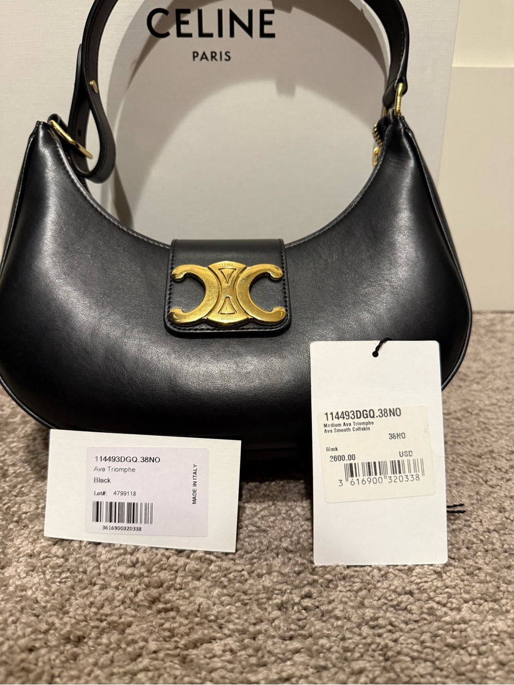 Celine Black Leather Triomphe Shoulder Bag - Picture 11 of 12